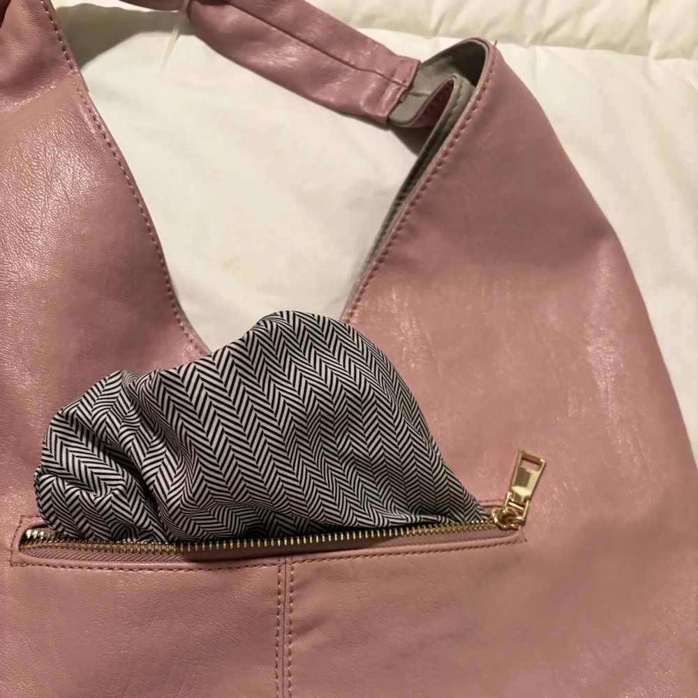 Chic Mauve faux Leather Hobo Bag - Picture 5 of 7